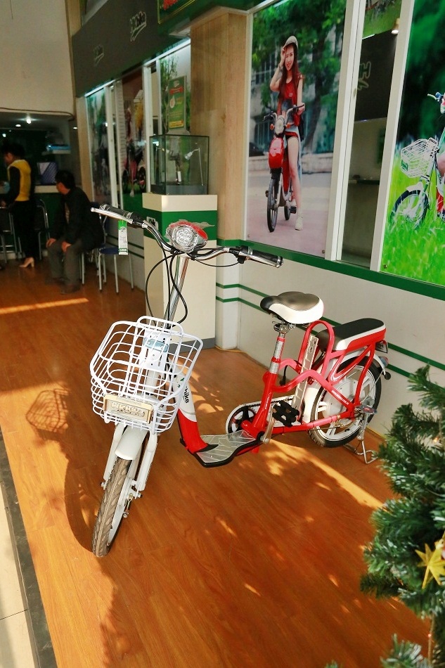 Xế
chiều, chiếc xe cuối cùng trong ngày 15/1 đã về với chủ nhân mới.