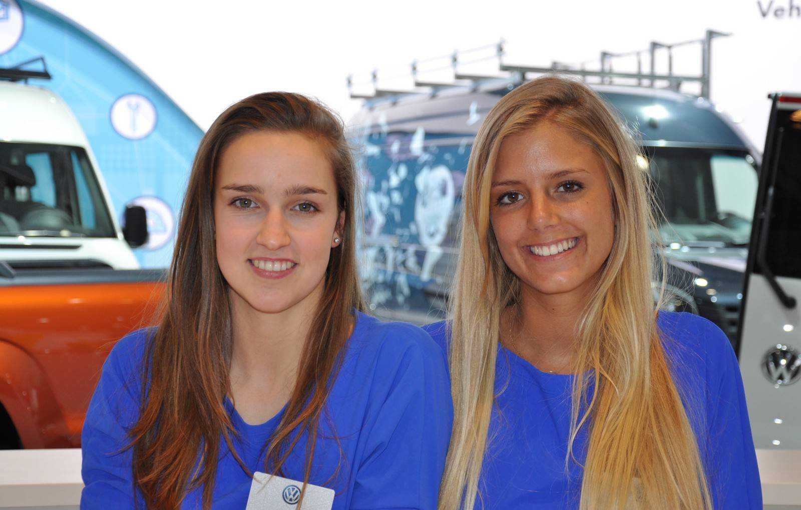 Ngắm người mẫu tại Triển lãm xe hơi Brussels 2015 - 10 Triển lãm ô tô
Brussels diễn ra từ ngày 16-25/1 ở Bỉ.