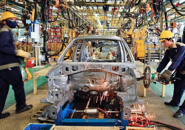 ‘Đường chết’ ông chủ đắm đuối ôtô 'made in VietNam' - 1 ‘Đường chết’ ông chủ đắm đuối ôtô 'made in VietNam'