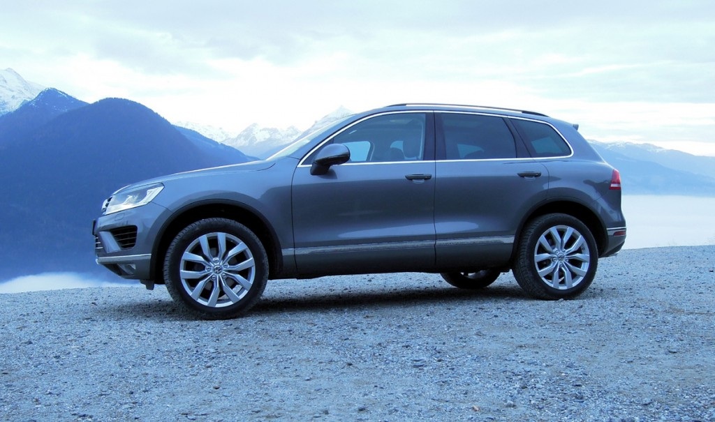 Một số thay đổi cho "chiến binh sa mạc" Volkswagen Touareg - 3 Bảng giá xe Touareg 2015
tại Pháp: