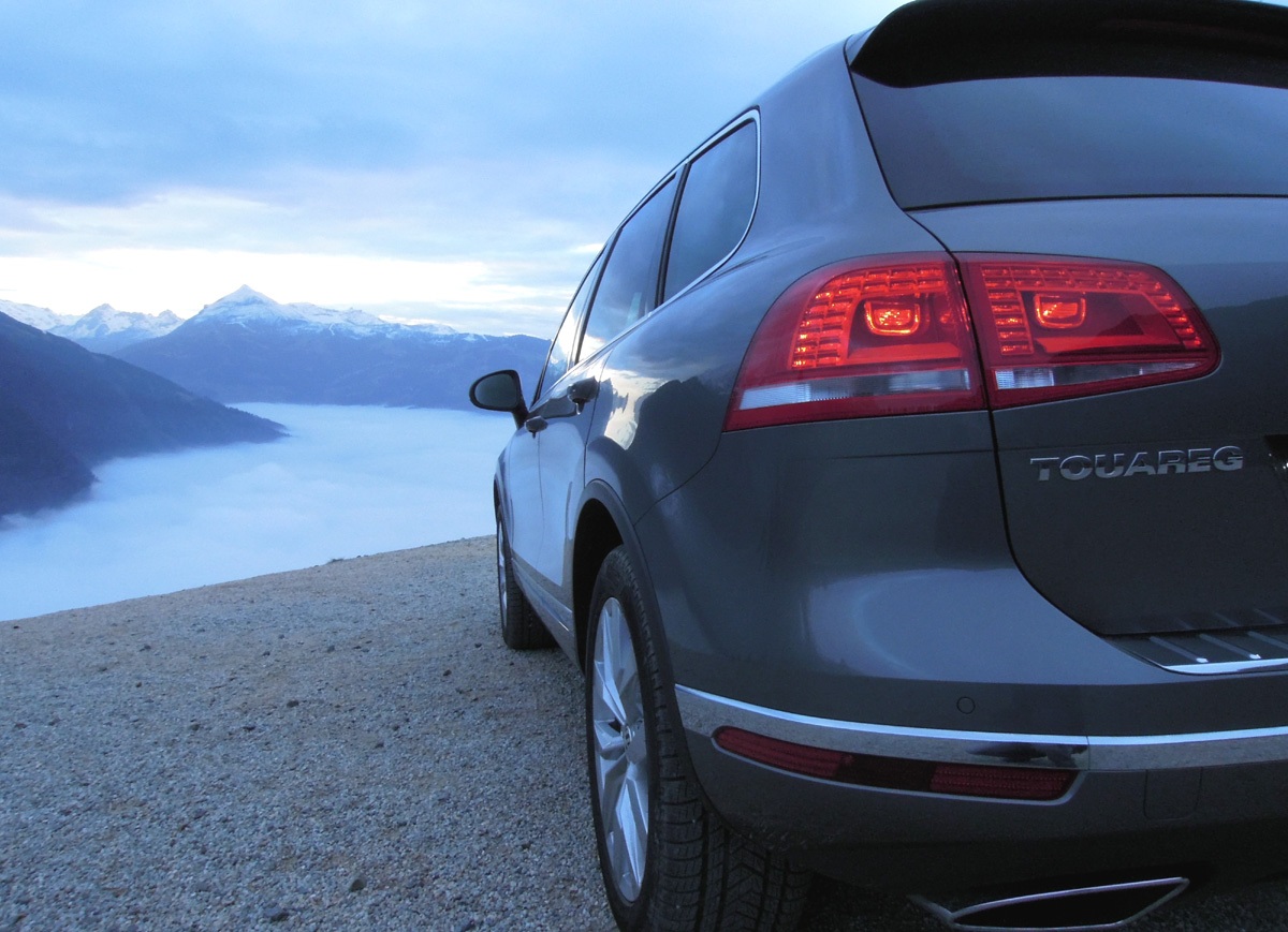 Một số thay đổi cho "chiến binh sa mạc" Volkswagen Touareg - 5 Bảng giá xe Touareg 2015
tại Pháp: