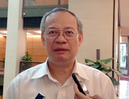 Không dễ tịch thu ô tô khi tài xế “nặng” hơi men - 1 Theo TS Đinh Xuân Thảo, không đơn giản để tịch thu ô tô hợp pháp của người dân