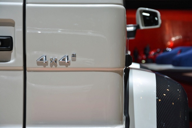 "Hàng khủng" Mercedes G500 4x4² gây ấn tượng tại Geneva - 12 Phương Hoa