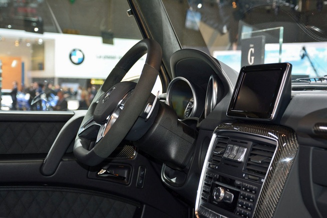 "Hàng khủng" Mercedes G500 4x4² gây ấn tượng tại Geneva - 6 Phương Hoa