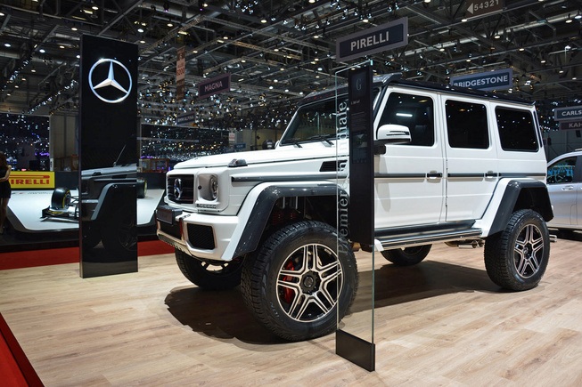 "Hàng khủng" Mercedes G500 4x4² gây ấn tượng tại Geneva - 2 Phương Hoa