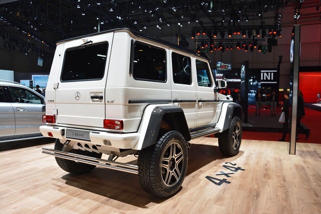 "Hàng khủng" Mercedes G500 4x4² gây ấn tượng tại Geneva - 5 Phương Hoa