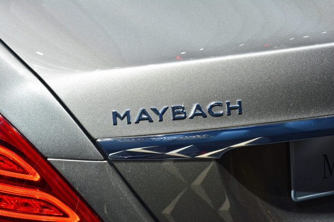 Mercedes trình làng xe đắt hơn Rolls-Royce - 10 Mercedes-Maybach
Pullman sẽ ra thị trường vào năm 2016.