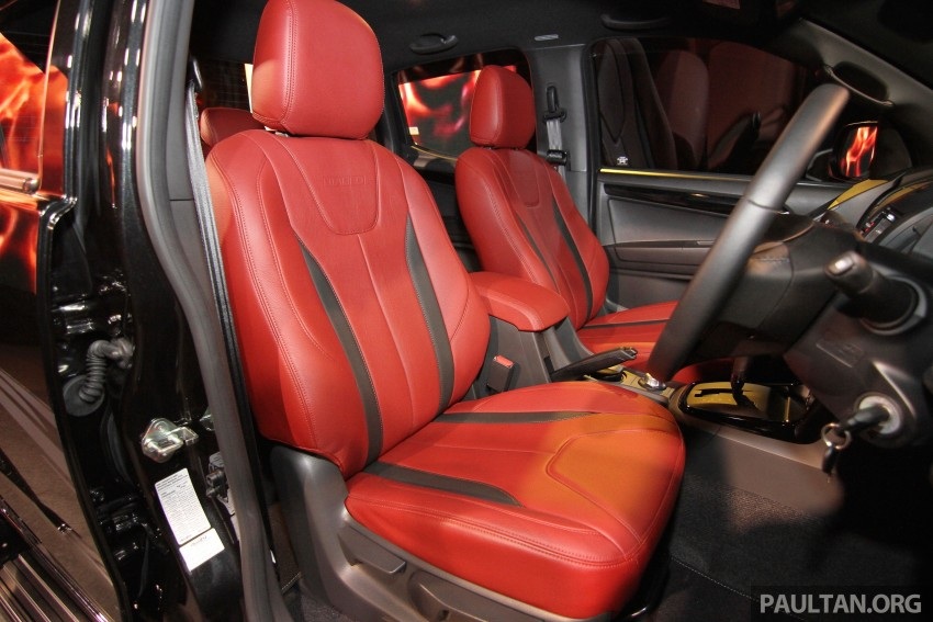 Isuzu D-Max có thêm phiên bản đặc biệt Diablo - 14 Nhật Minh