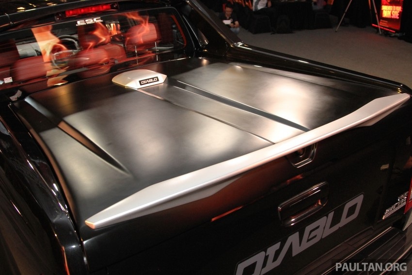 Isuzu D-Max có thêm phiên bản đặc biệt Diablo - 21 Nhật Minh