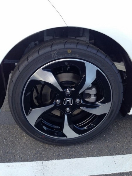 Tân binh Honda S660 Roadster đã sẵn sàng lăn bánh