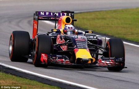 Sự trở lại bước đầu không mấy may mắn của Alonso