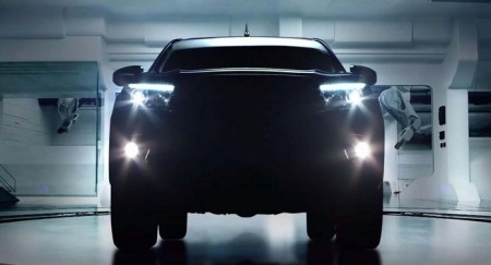 Toyota hé lộ hình ảnh Hilux thế hệ mới