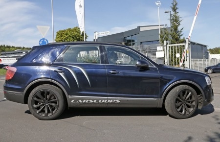 Bentley Bentayga tiếp tục xuất hiện trên đường thử