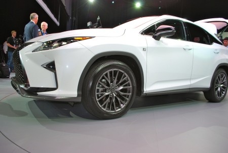 Xe RX 450h phiên bản 2016: