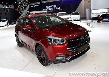 JAC A60 - Bản sao của Audi A4/A6 từ ngoại thất
đến nội thất (Ảnh: RT)