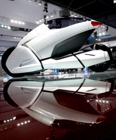 Honda
FCV Concept (Nguồn: Reuters)
