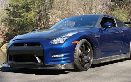 Chiếc Nissan độ công suất 700 mã lực này là một trong các
xe Brian O'Conner cầm lái trong