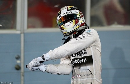 Sôi động màn đua tranh vị trí thứ hai chung cuộc