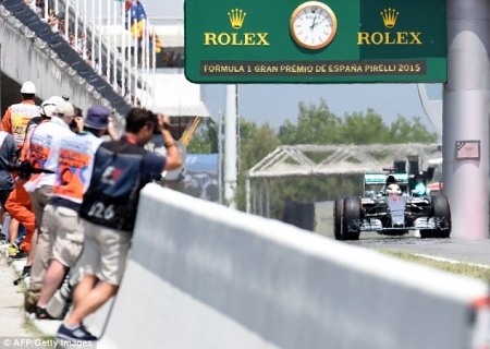 Pole đầu tiên trong mùa giải của Nico Rosberg