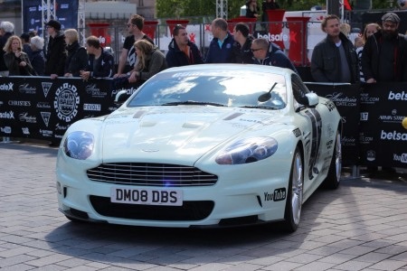 Aston Martin DBS 