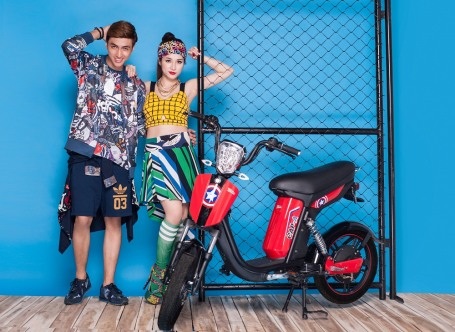 Xe đạp điện phong cách Captain America