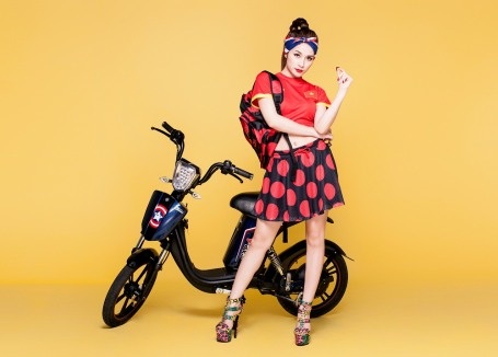 Xe đạp điện phong cách Captain America