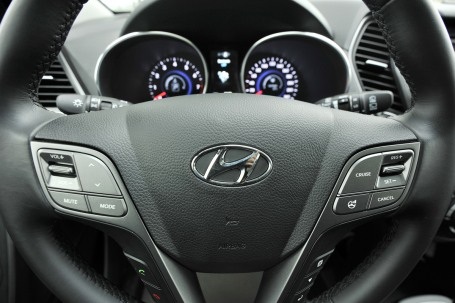 Người tiêu dùng nói gì về Hyundai SantaFe?