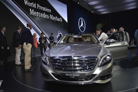 Xe Mercedes Maybach S 600