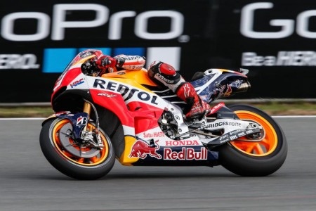Pole thứ ba liên tiếp tại Sachsenring cho Marquez