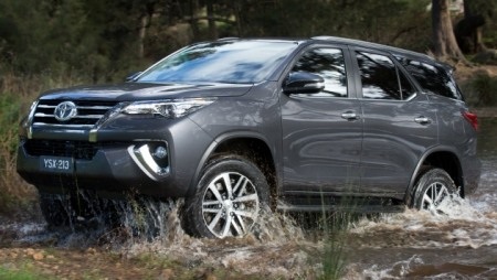 Fortuner thế hệ mới chốt giá 35.000 USD tại Thái Lan