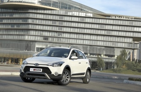 “Phát sốt” với i20 Active chuẩn bị ra mắt tại Việt Nam