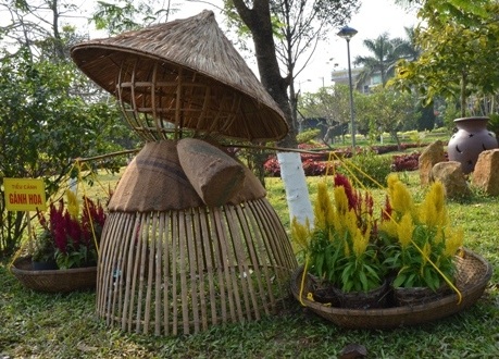 "Ngôn ngữ" vườn hoa xuân qua 25 tiểu cảnh - 14 Tiểu cảnh Gánh hoa.