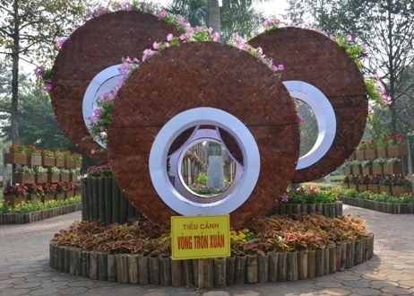 "Ngôn ngữ" vườn hoa xuân qua 25 tiểu cảnh - 8 Tiểu cảnh Vòng tròn xuân.
