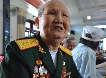 Cụ Huỳnh Đức Đại (89 tuổi) kể lại thời oanh liệt về Đội du kích Ba Tơ.