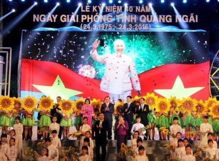 Không khí buổi lễ kỷ niệm.