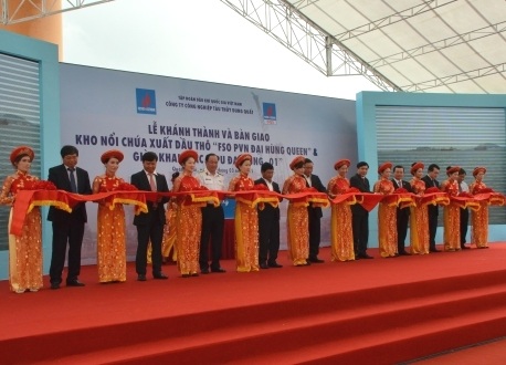 Lễ cắt băng khánh thành.