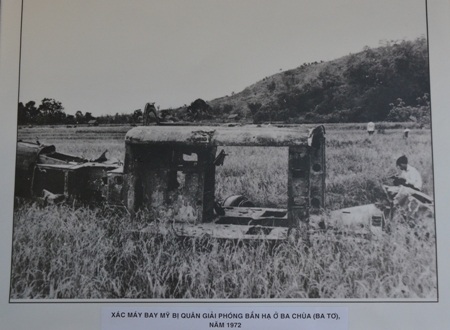 Máy bay Mỹ bị bắn hạ tại xã Ba Chùa (huyện Ba Tơ) vào năm 1972.