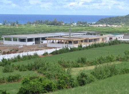 Vị trí đặt nhà máy rác thải rắn ở đảo Lý Sơn xa khu dân cư.