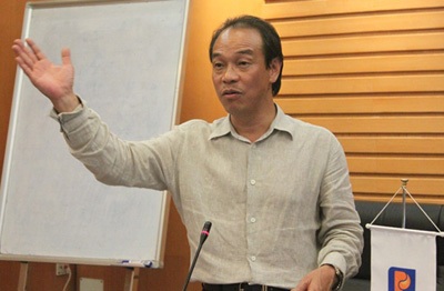 “Muốn minh bạch xăng dầu, quan trọng nhất phải có cạnh tranh” - 2 “Muốn minh bạch xăng dầu, quan trọng nhất phải có cạnh tranh” - 2
