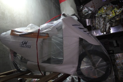 Cận cảnh xưởng sản xuất xế hộp, SH, Dylan “giả” - 8