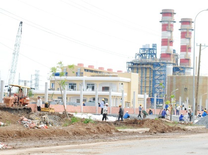 Cà Mau: Gần 600 lao động Trung Quốc xin cấp phép lao động - 1 Cà Mau: Gần 600 lao động Trung Quốc xin cấp phép lao động - 1