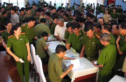 Hơn 60 triệu cử tri cả nước đi bầu cử - 2 Hơn 60 triệu cử tri cả nước đi bầu cử - 2