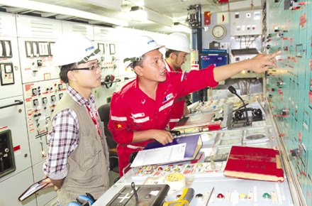 Một ngày trên tàu Bình Minh 02 - 1 Một ngày trên tàu Bình Minh 02 - 1
