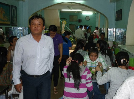 Vã mồ hôi tìm chỗ ăn chay giữa thời tiết nóng nực - 5