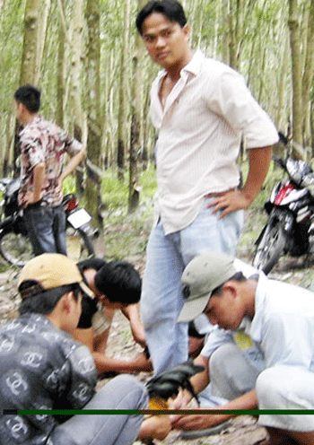 “Tổ hợp cờ bạc” ở Bình Dương: Sòng bạc tồn tại cả chục năm - 3 “Tổ hợp cờ bạc” ở Bình Dương: Sòng bạc tồn tại cả chục năm - 3