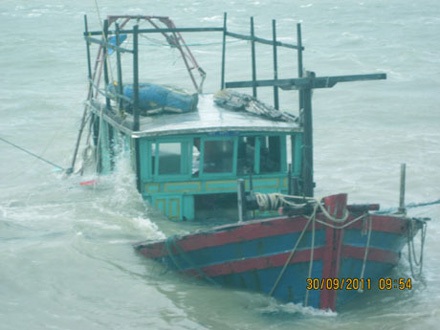 Bão số 5 đi sâu vào đất liền - 2 Bão số 5 đi sâu vào đất liền - 2
