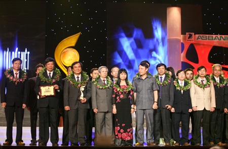 “Chúng ta thực hiện được những kỹ thuật đỉnh cao trong y học” - 1 “Chúng ta thực hiện được những kỹ thuật đỉnh cao trong y học” - 1