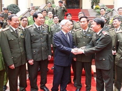 Xây dựng lực lượng công an tinh nhuệ, từng bước hiện đại - 1 Xây dựng lực lượng công an tinh nhuệ, từng bước hiện đại