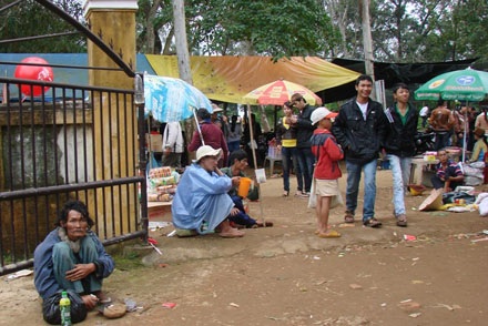 Nô nức đi hái lộc đầu năm - 4