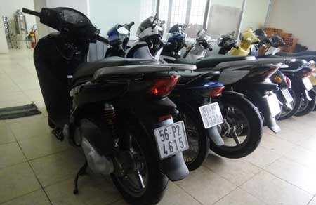 Báo động lối sống "bầy đàn" trong giới trẻ - 3
